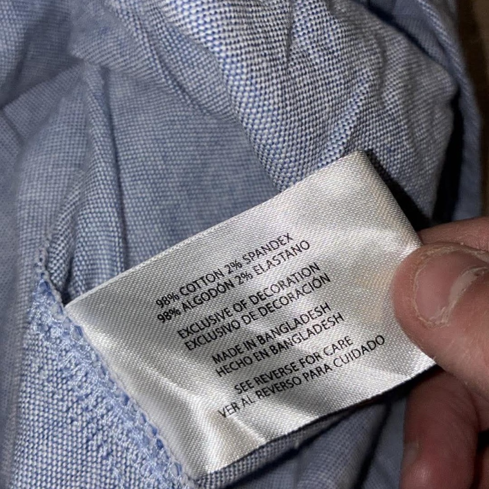 GAP Light Blue Button-Down Shirt - Picture 3 of 3